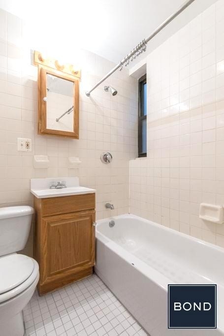 313 East 93rd street - Photo 3