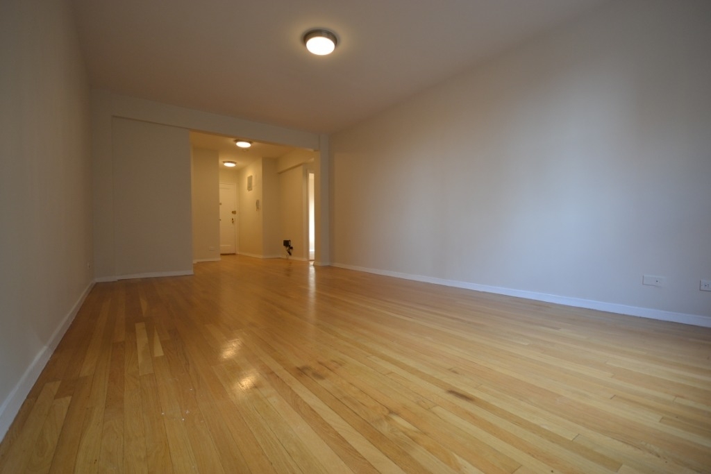 98-30 67th Avenue - Photo 2