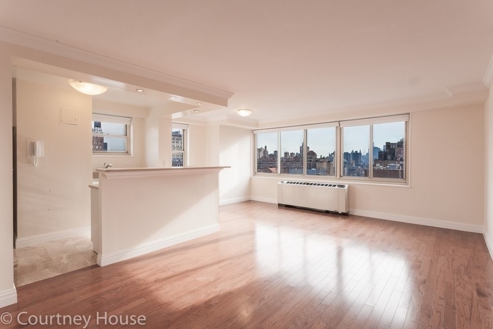 55 West 14 Street - Photo 1