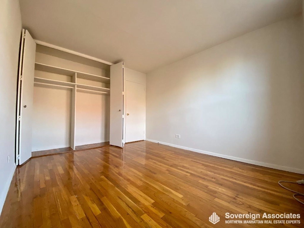 3725 Blackstone Avenue - Photo 6