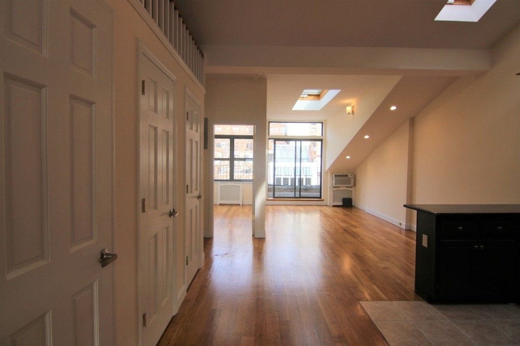 47 West 75th  - Photo 1