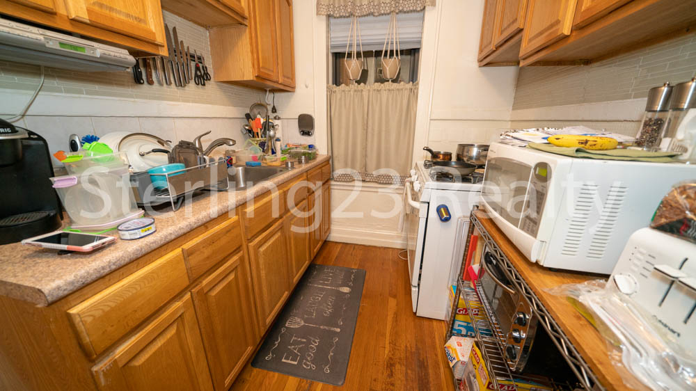 21-19 27th Street - Photo 2