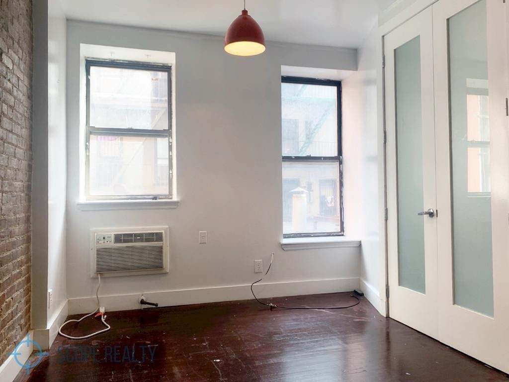 54 Eldridge St  - Photo 6