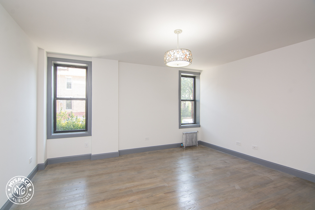 310 East 25th Street - Photo 1