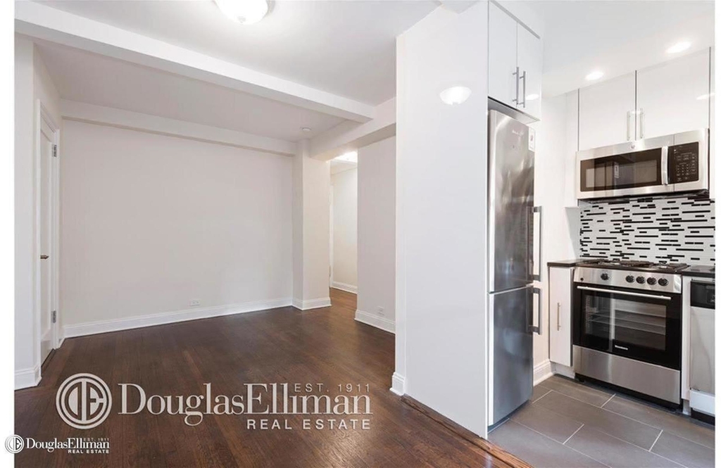 309 West 57th St - Photo 0