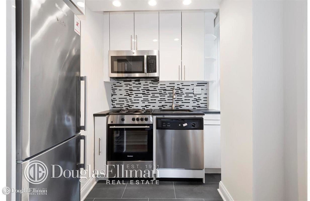 309 West 57th St - Photo 1