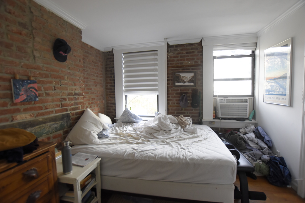 205 East 4th Street - Photo 5