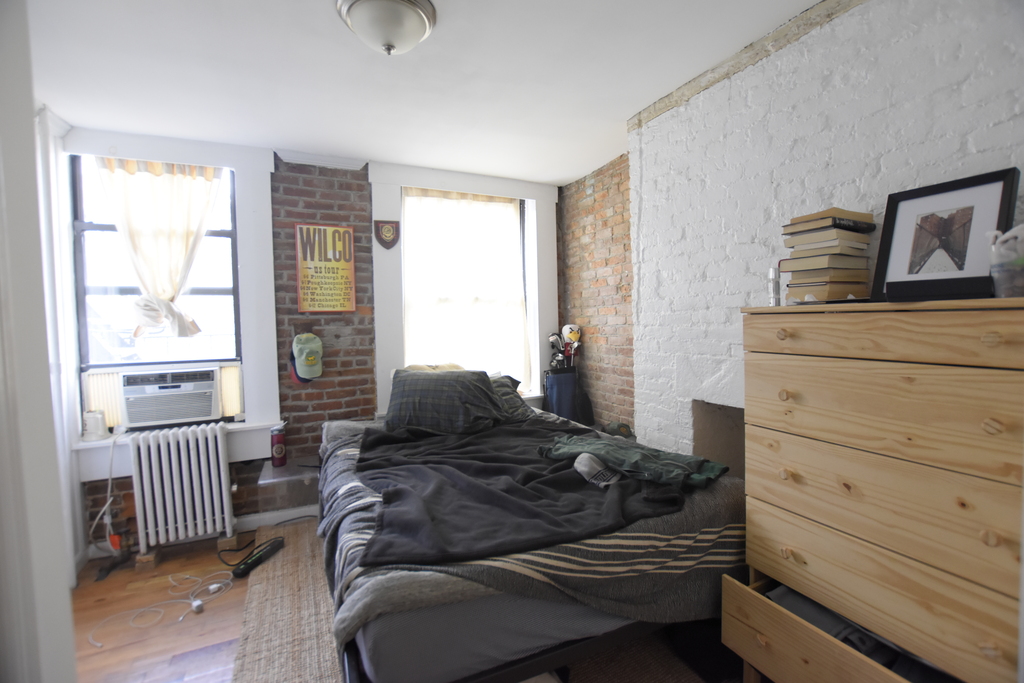 205 East 4th Street - Photo 6