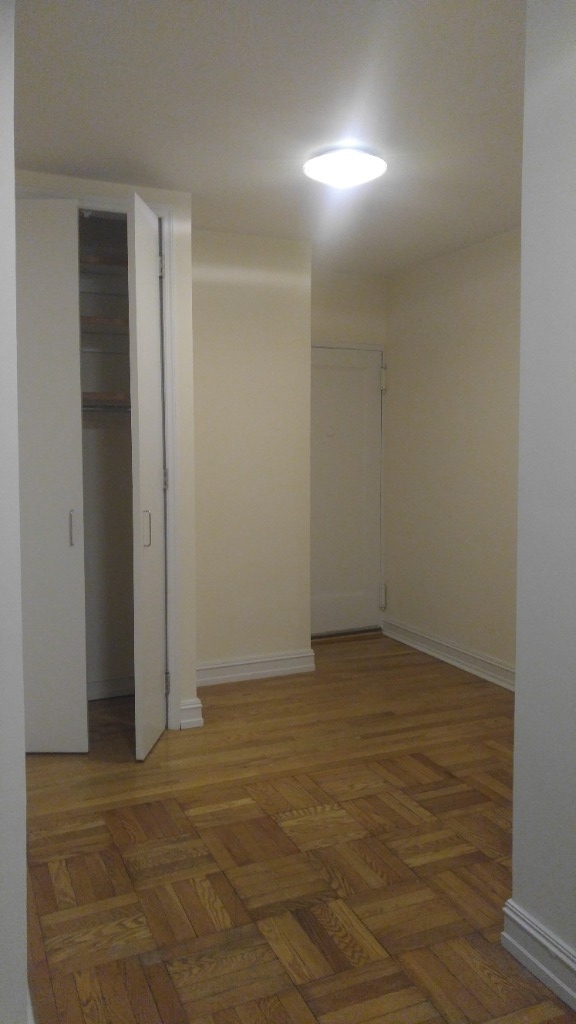 235 east 46th street - Photo 9