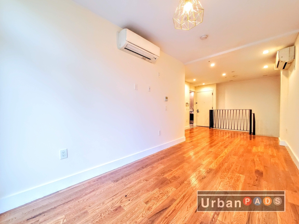 1507 New York Avenue - Photo 1