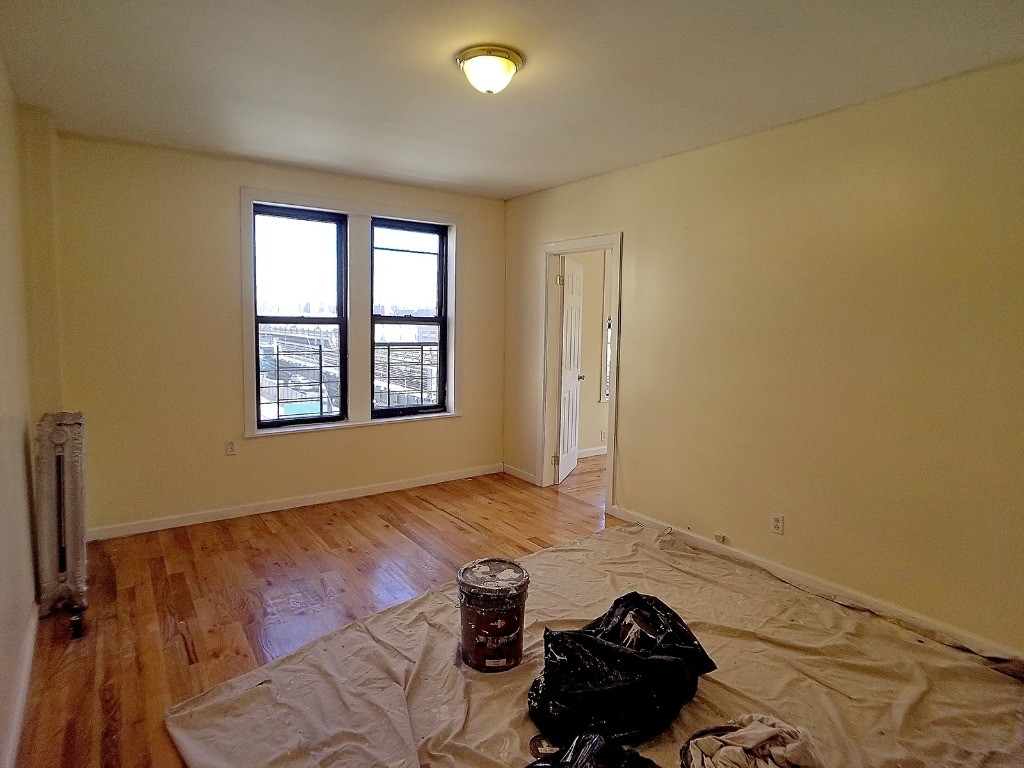 500 West 213th - Photo 2