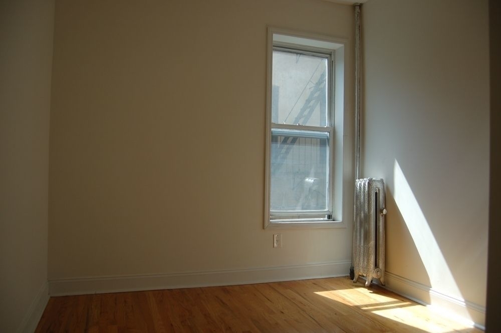 864 Nostrand ave - Photo 5