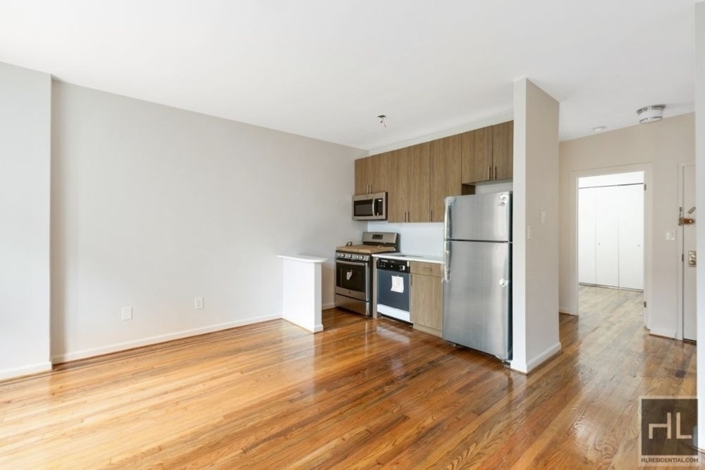 113 EAST 31 STREET  - Photo 1