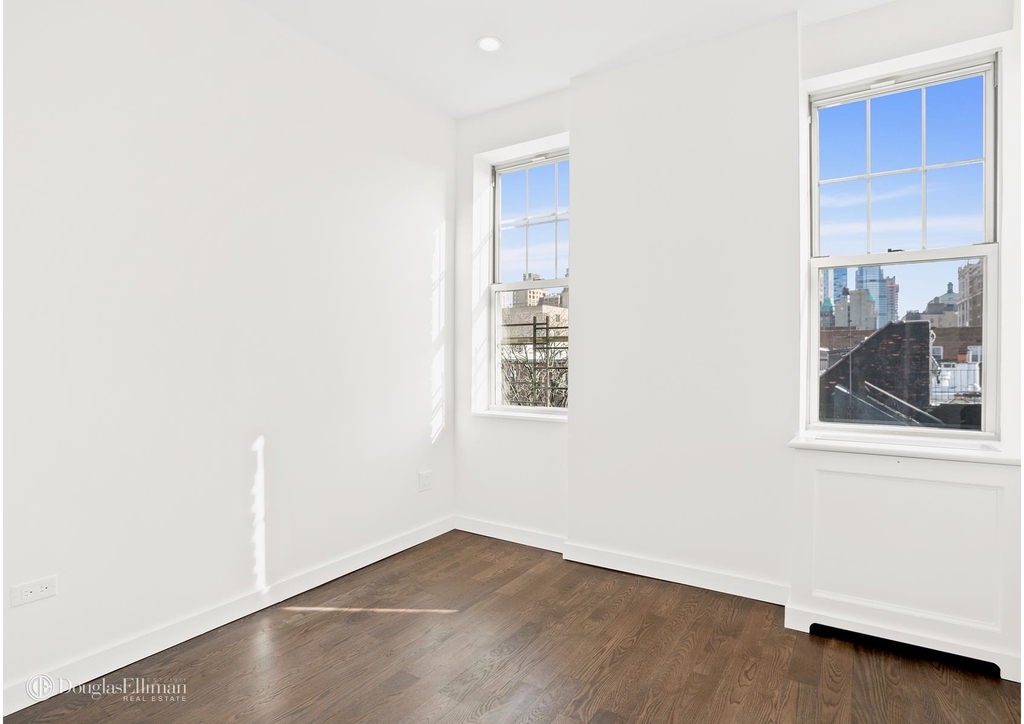 99 Joralemon St - Photo 8