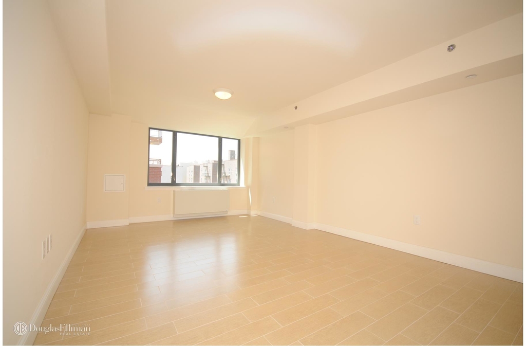 393 Lefferts Avenue - Photo 1