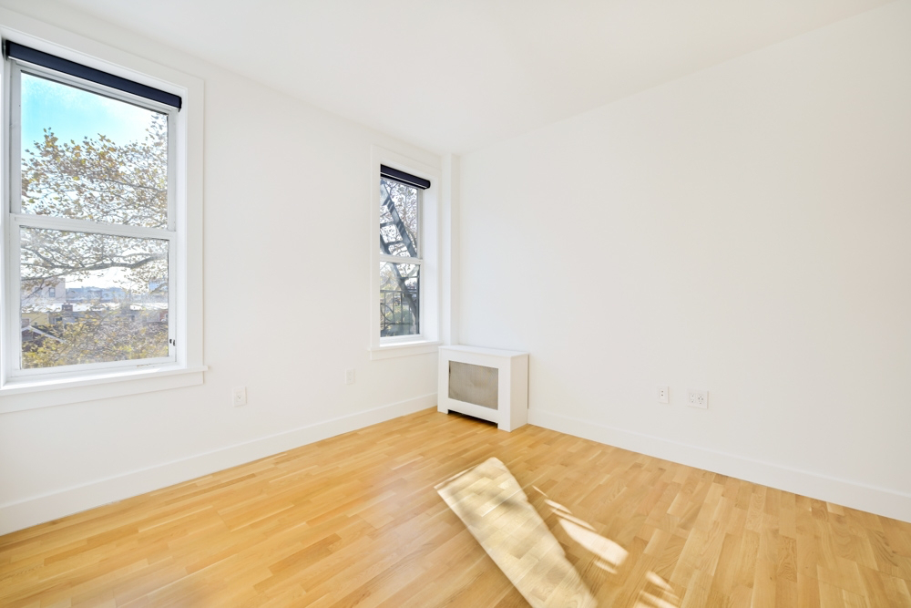 1 BR Lefferts Ave - Photo 2