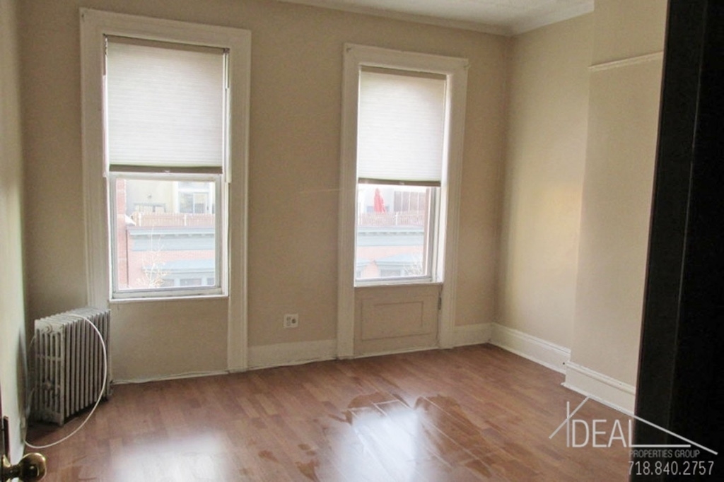 286 Prospect Park West - Photo 0