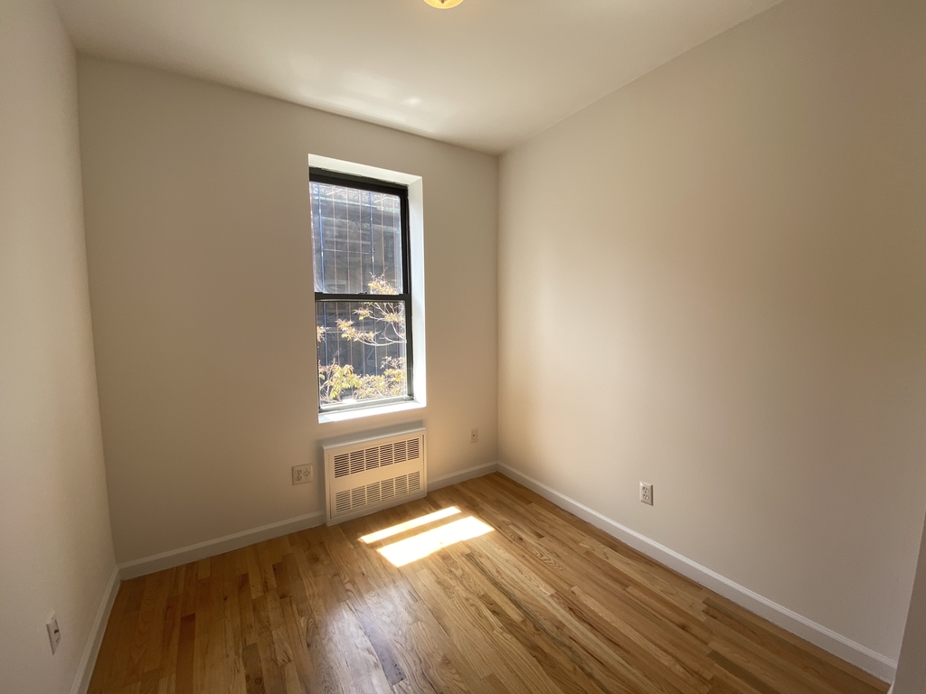 417 East 65 Street 22 - Photo 2