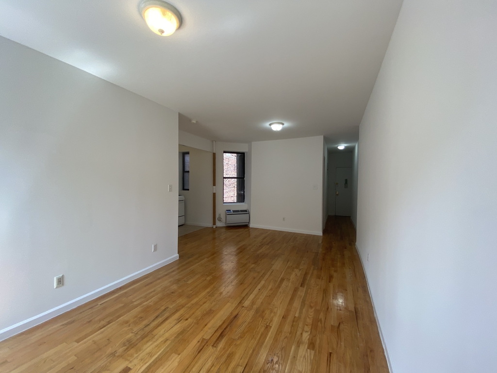 417 East 65 Street 22 - Photo 1