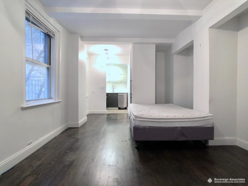 321 East 43rd Street - Photo 0