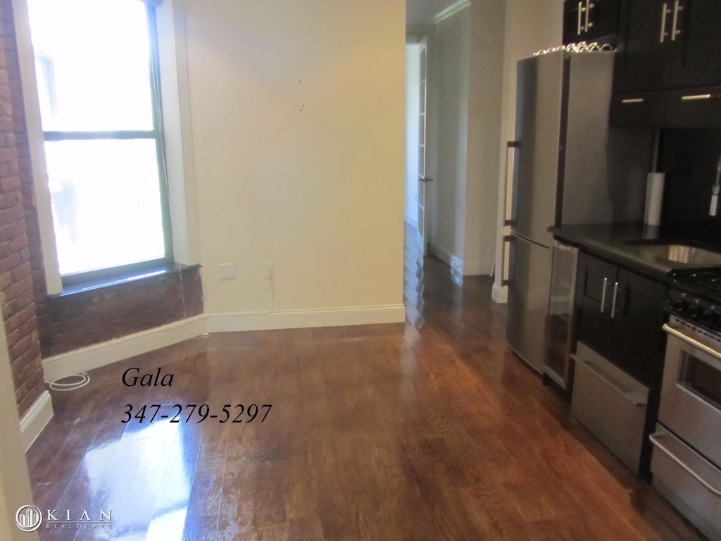 W 103rd St. - Photo 1