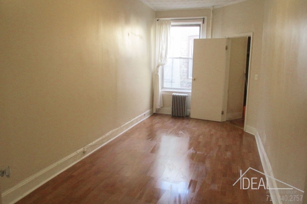 276 Prospect Park West - Photo 2