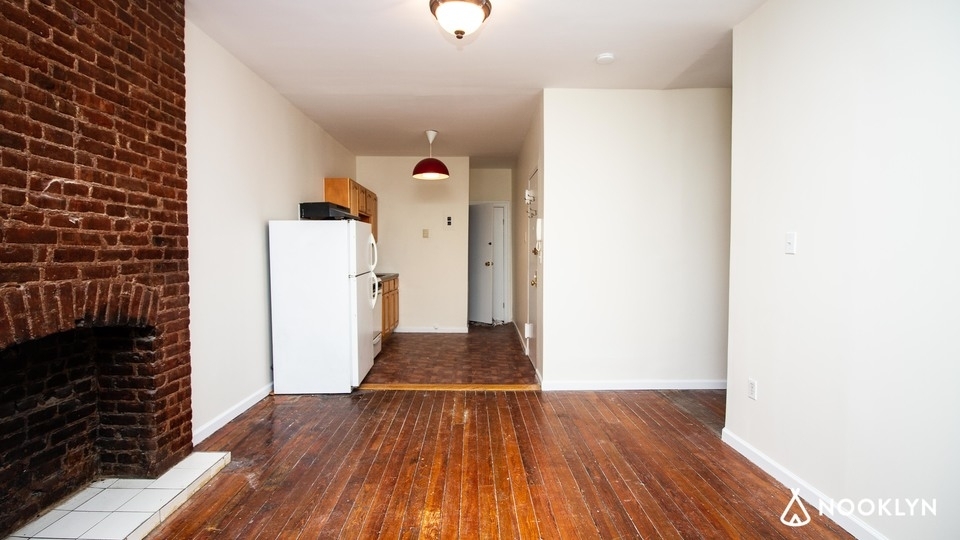 38 Nostrand Ave - Photo 6