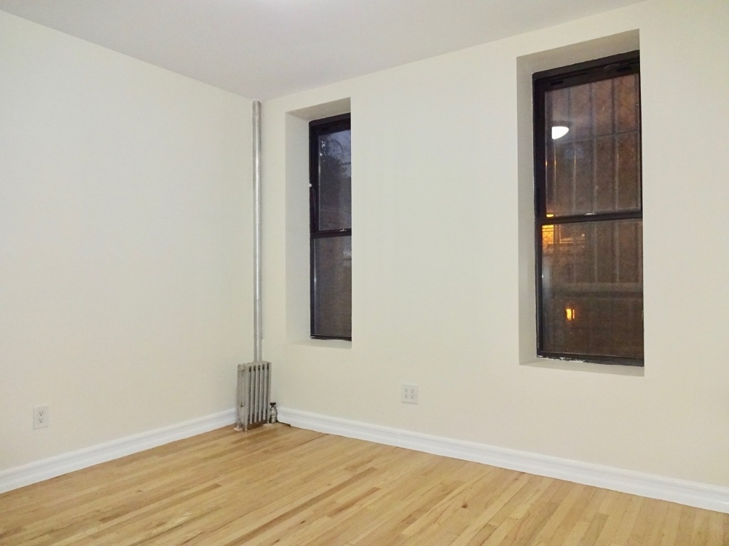 East 80th - Photo 2