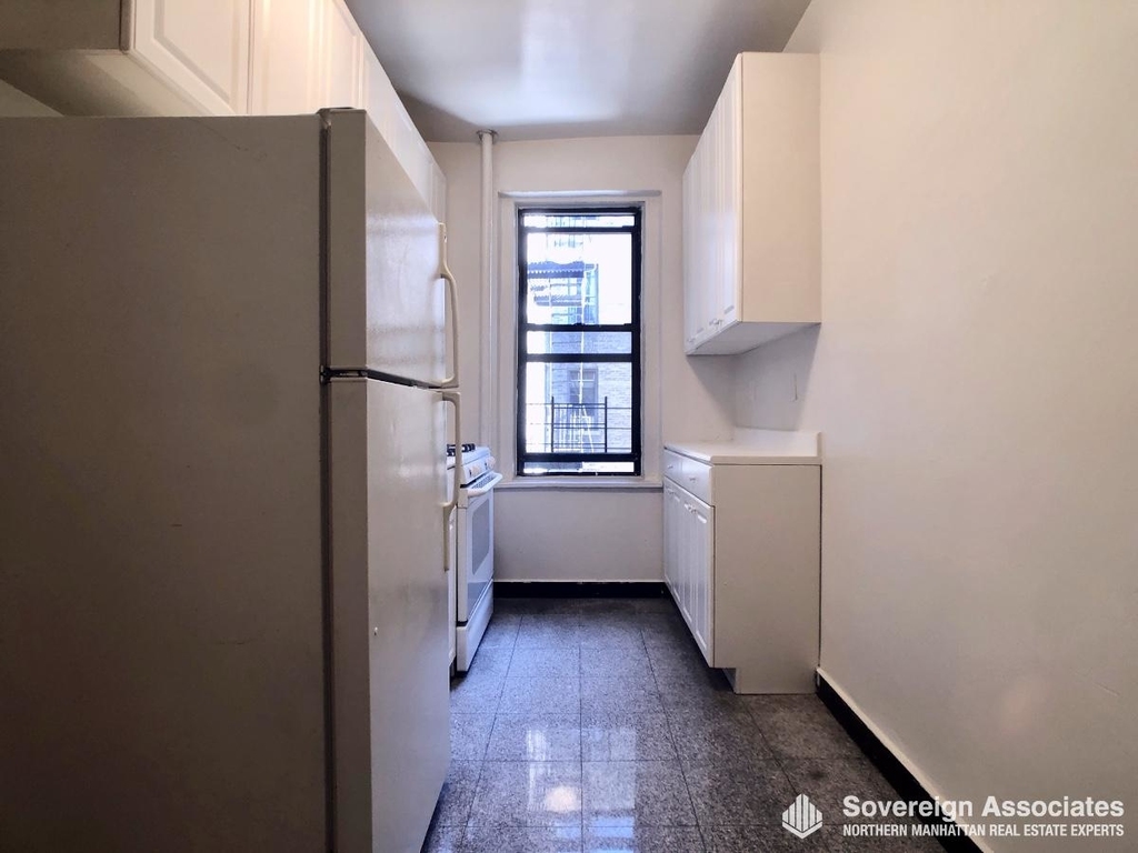 282 Cabrini Boulevard - Photo 6