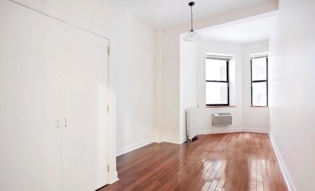 108 East 30th Street - Photo 1