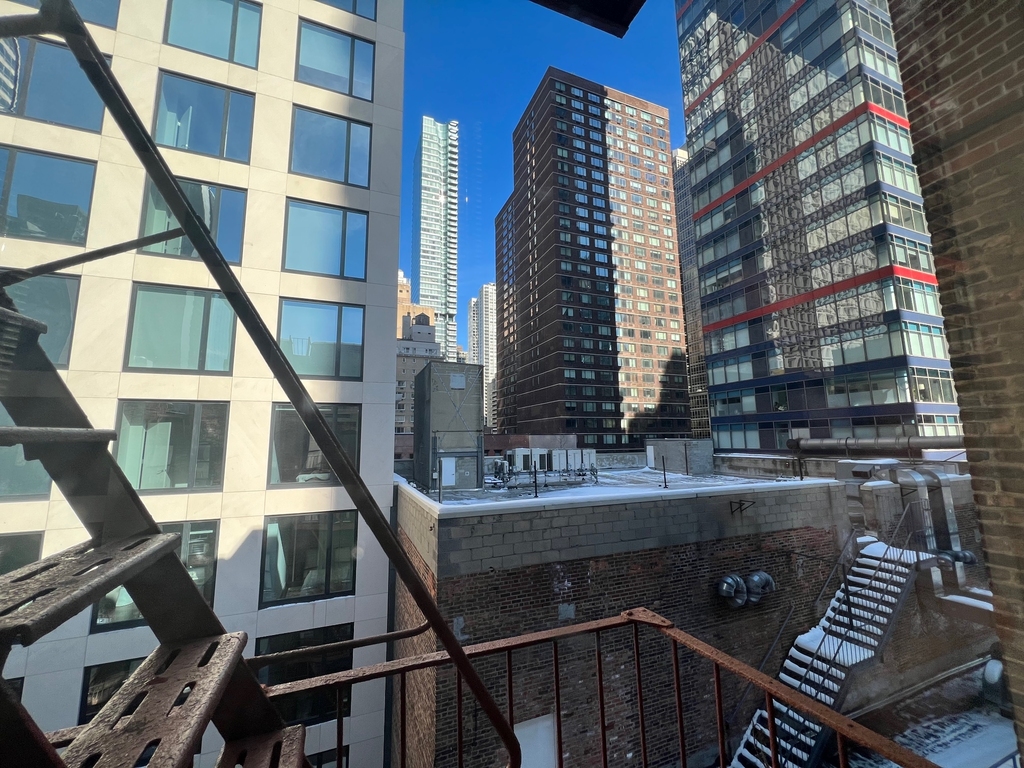 237 EAST 53 STREET - Photo 3