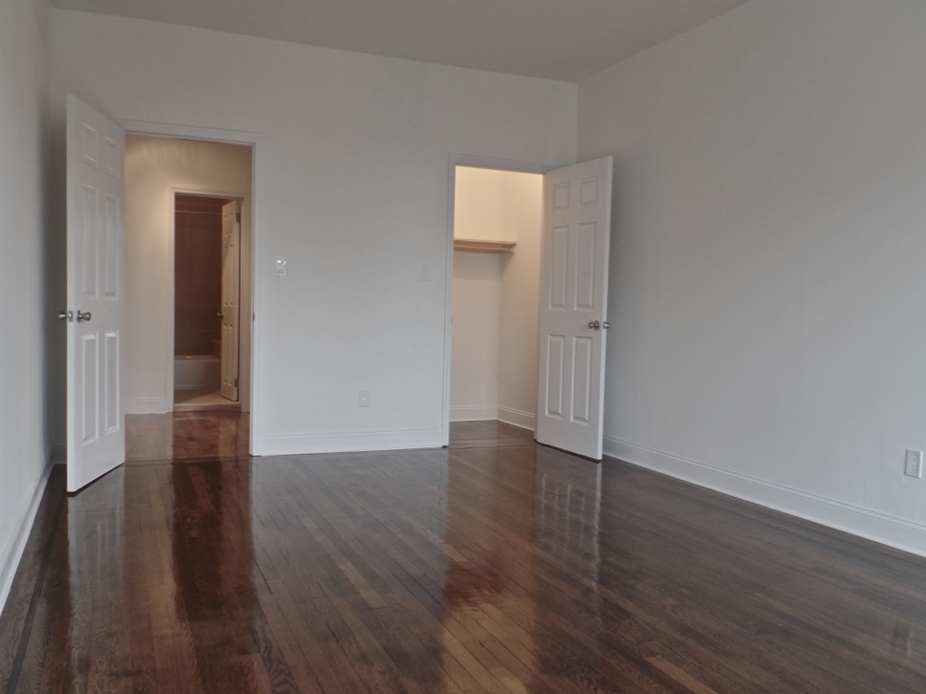 1809 Albemarle Road - Photo 3