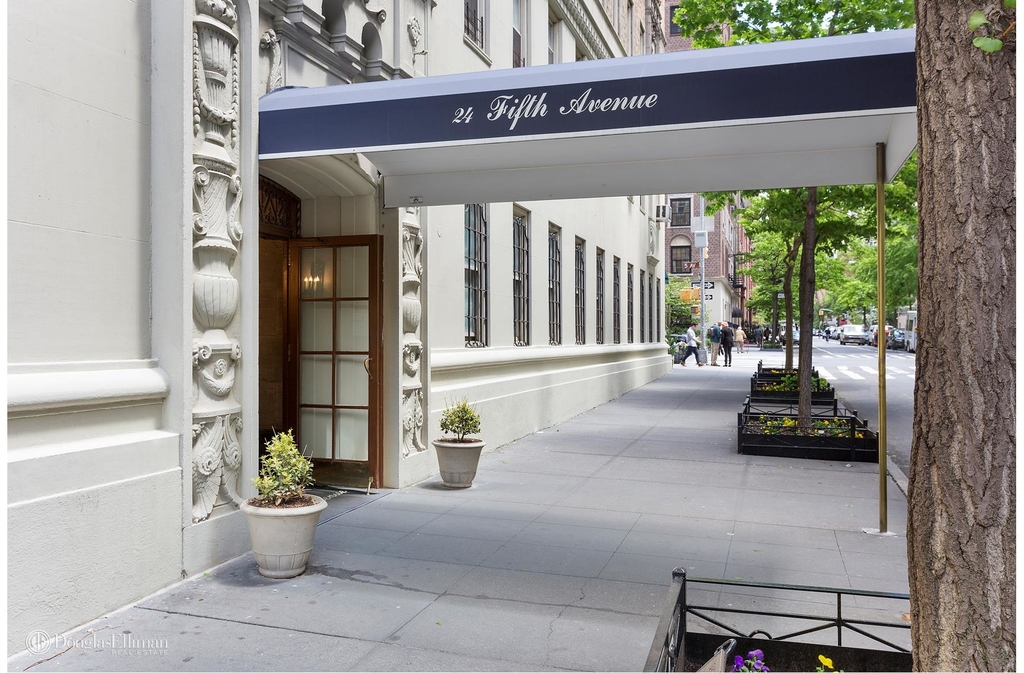 24 Fifth Avenue - Photo 9