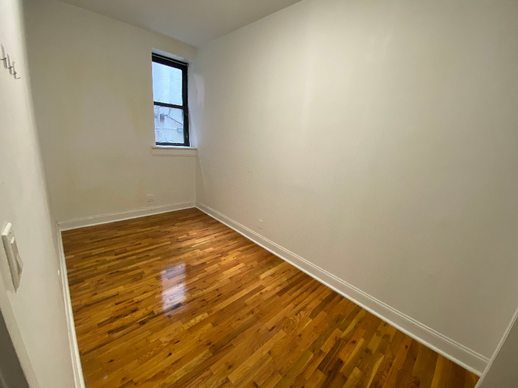 522 West 157th Street - Photo 2