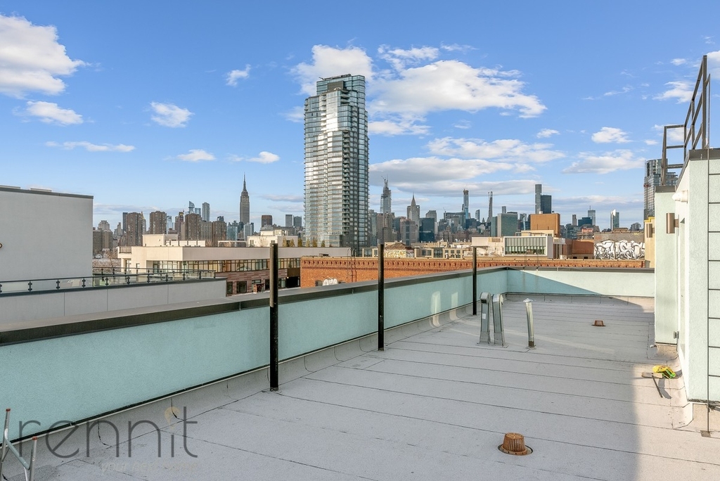 58 Greenpoint Ave - Photo 12