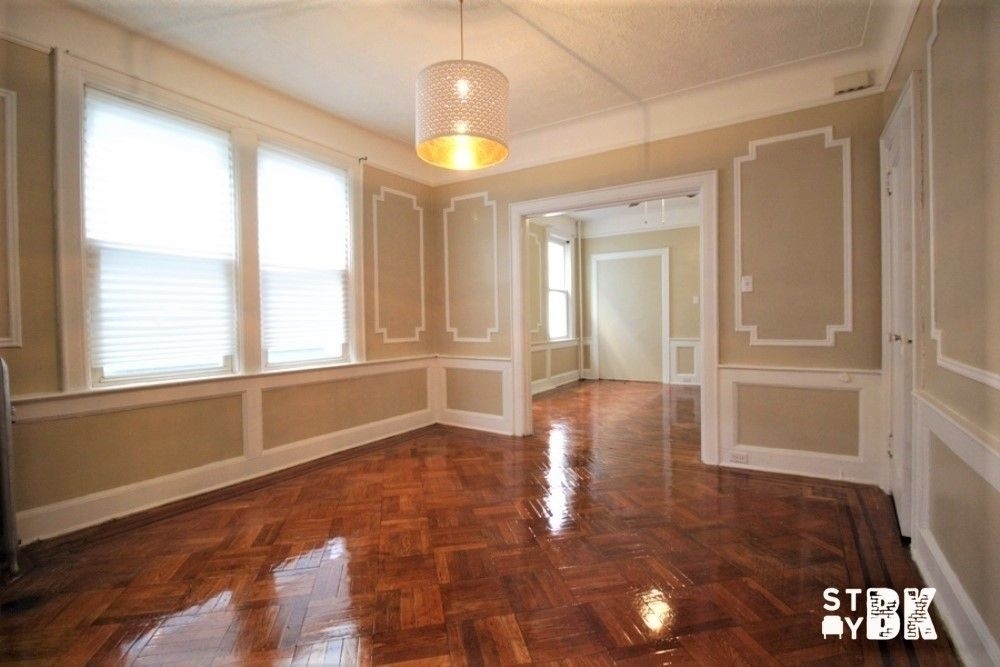 148 Kenilworth Pl  - Photo 0