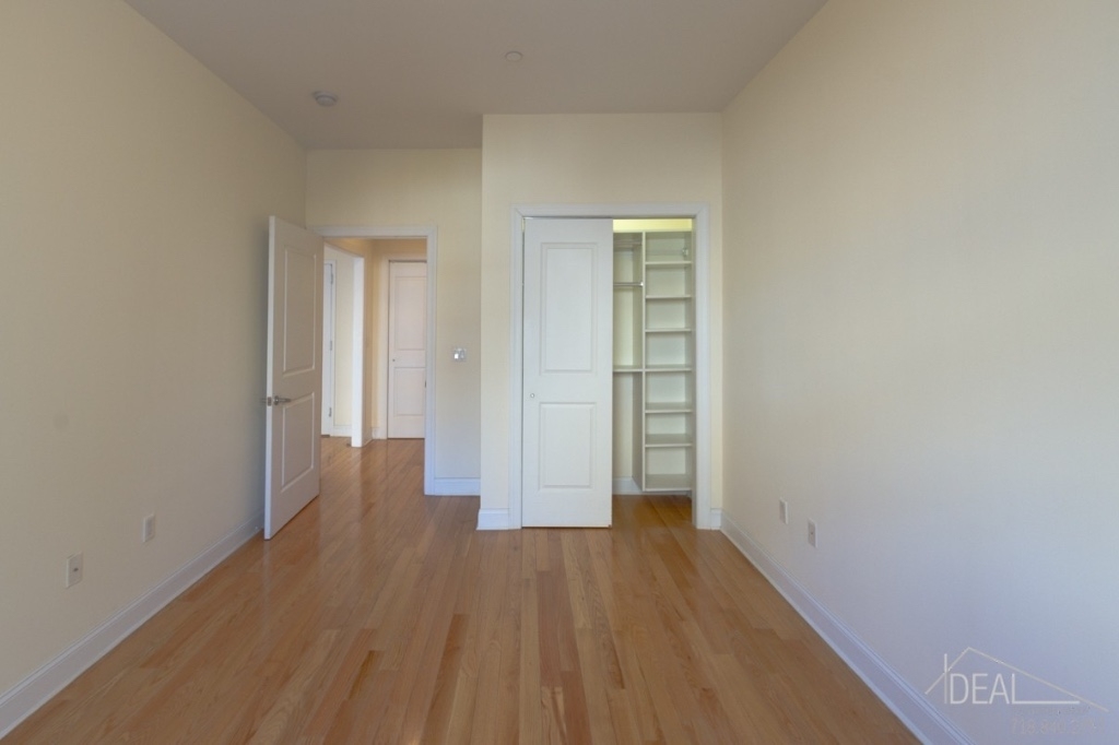 101 clinton street - Photo 2