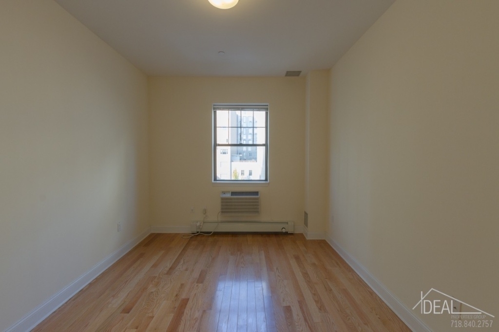 101 clinton street - Photo 1