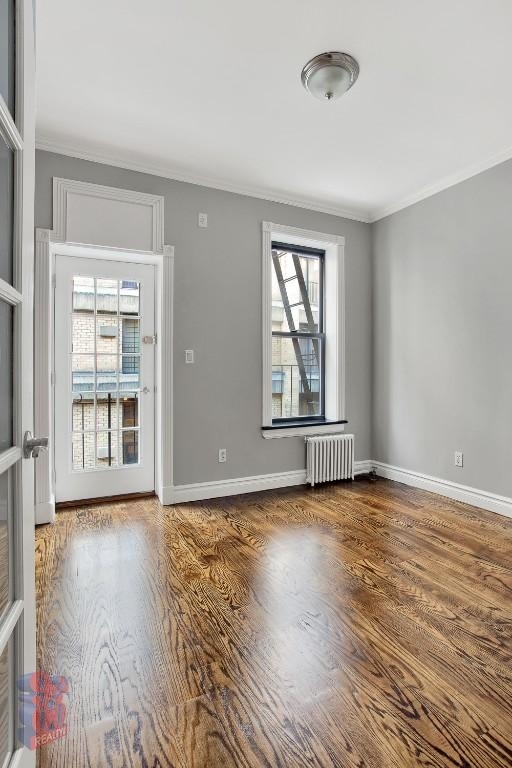 208 East 25th street - Photo 1