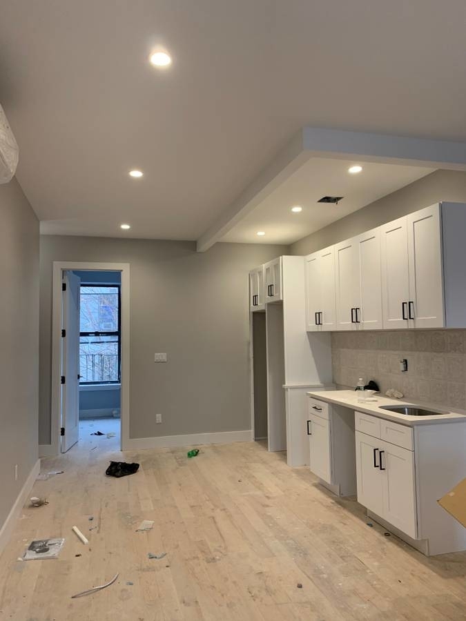 236 vernon ave - Photo 5