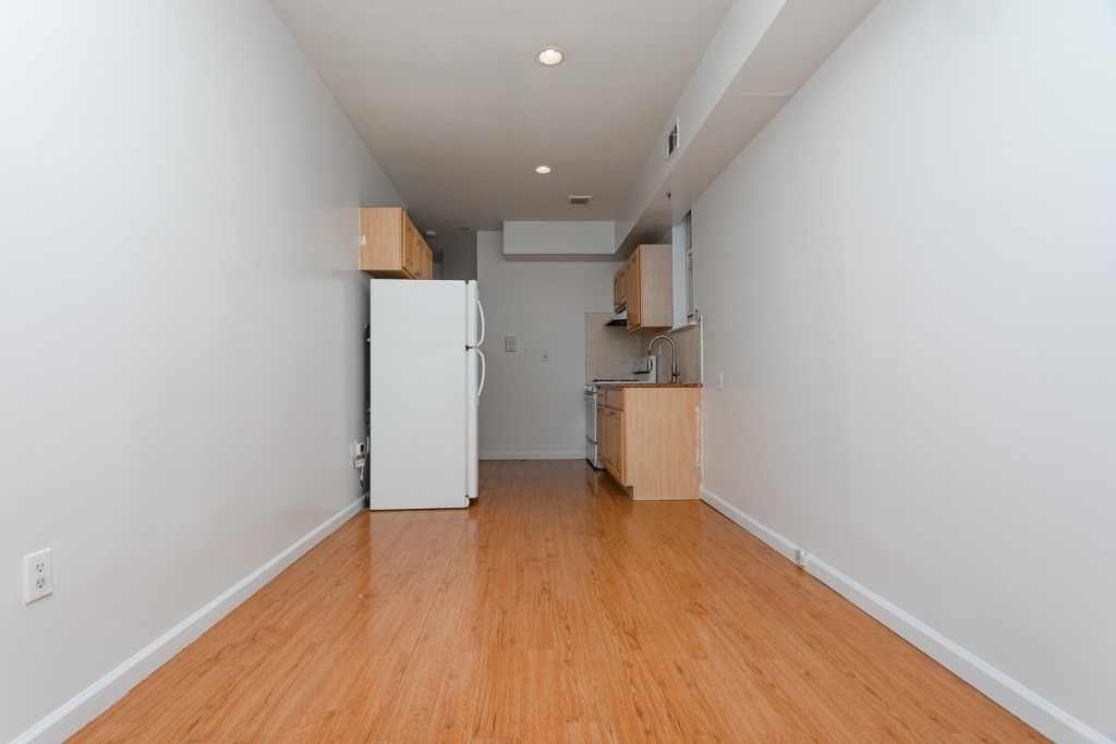 30 Driggs Ave - Photo 4