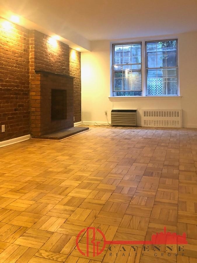 530 East 89th Street - Photo 2