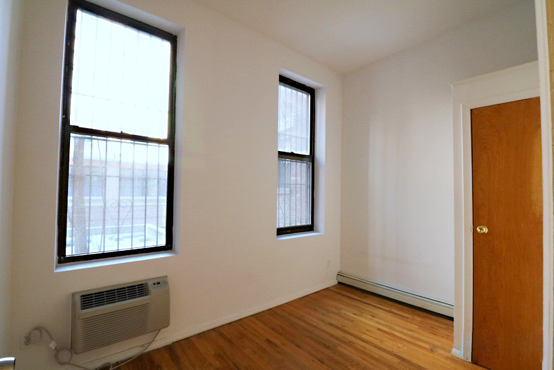 407 West 51 St - Photo 3