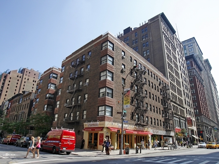 8 Gramercy Park S - Photo 8