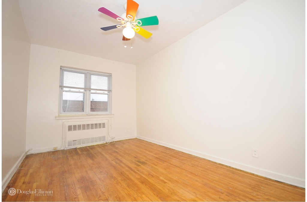 2071 East 61st St - Photo 2