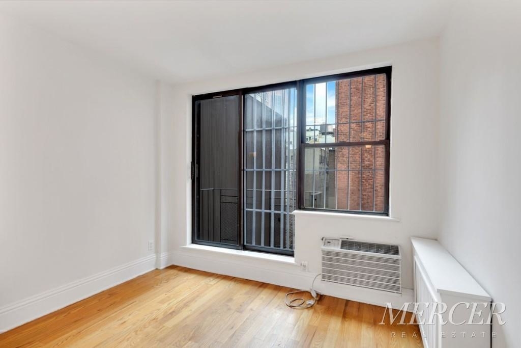 655 Second Avenue - Photo 2