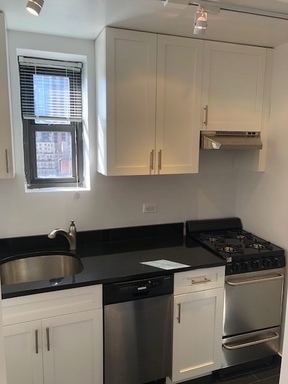 108 East 38th St - Photo 6