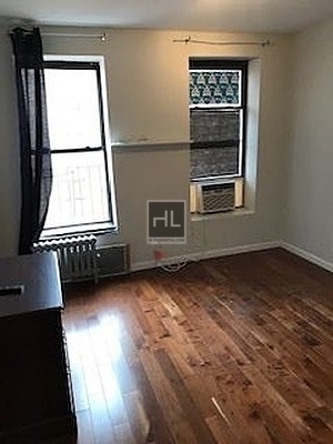 West 117 Street - Photo 3