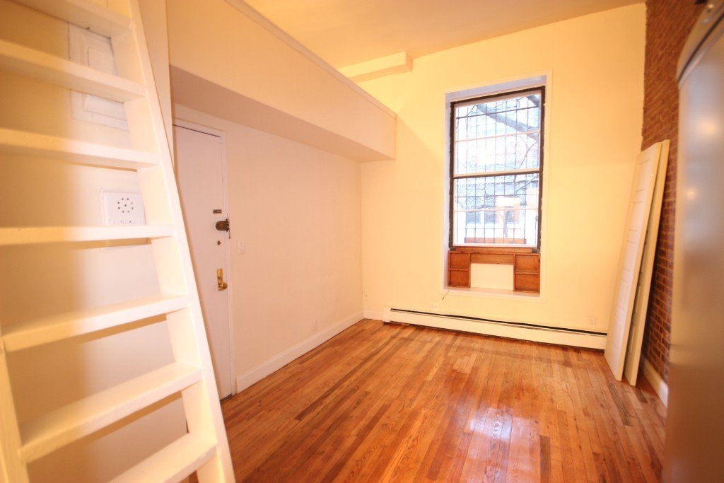 163 West 73rd Street - Photo 4