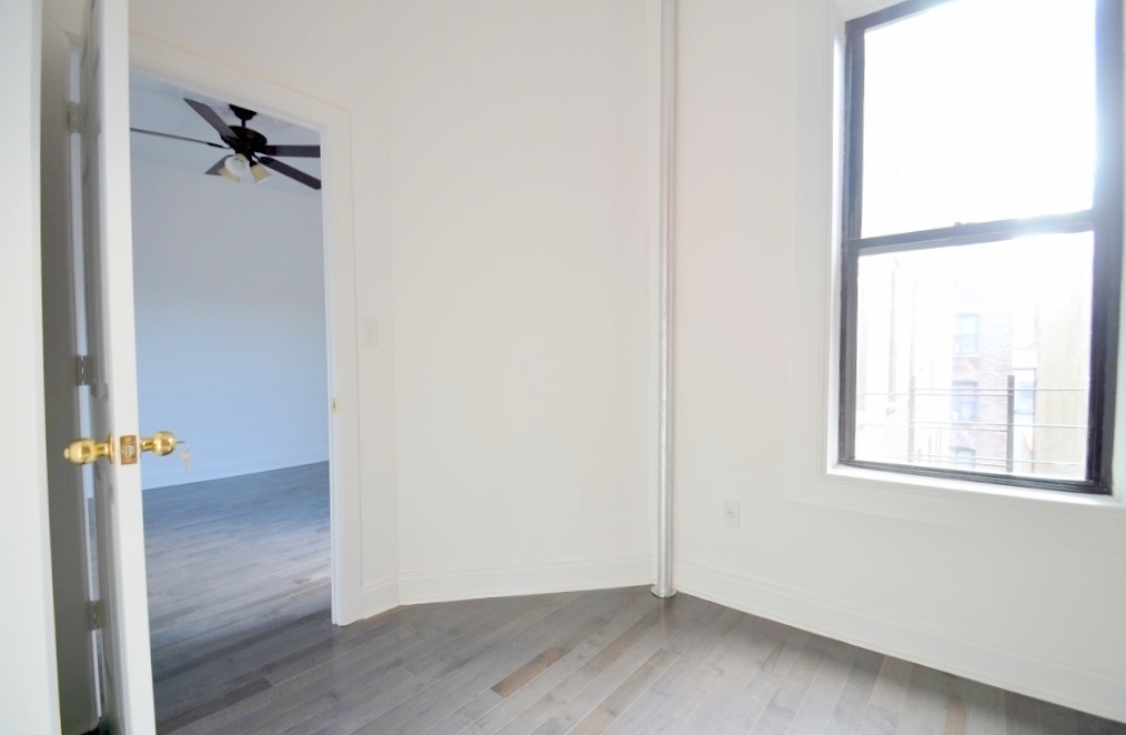 522 W 148th street - Photo 5